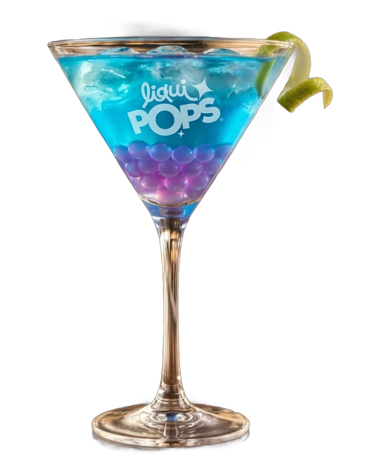 Cóctel de curazao azul con perlas explosivas moradas LiquiPops y twist de lima en copa martini sobre fondo blanco