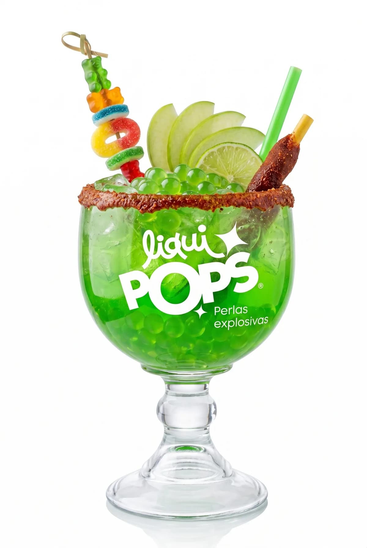 Soda loca verde de manzana con perlas explosivas LiquiPops — copa con escarcha de chamoy, manzana verde, limón y pasador de gomitas