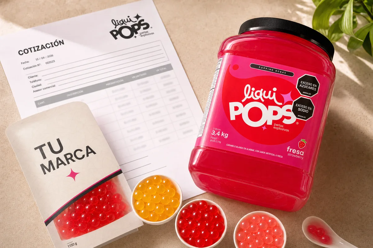 Tina de fresa de 3,4 kg, bolsa de marca propia y formato de cotización con bowls de perlas explosivas amarillas y rojas con perlas explosivas LiquiPops — opción de marca blanca