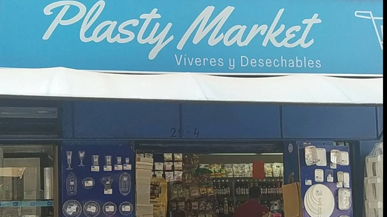 Local de PLASTY MARKET en Medellin