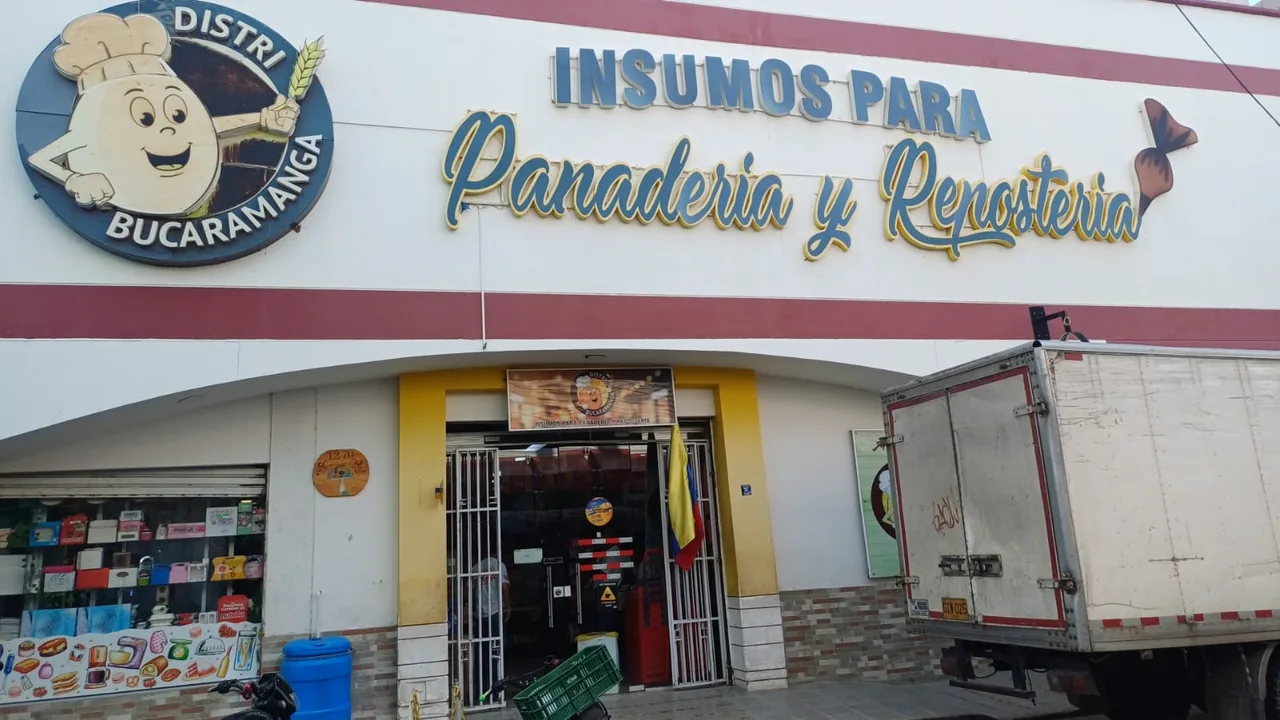 Local del distribuidor DISTRI BUCARAMANGA en Santa Marta